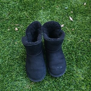 Bearpaw Girls Black Boots
